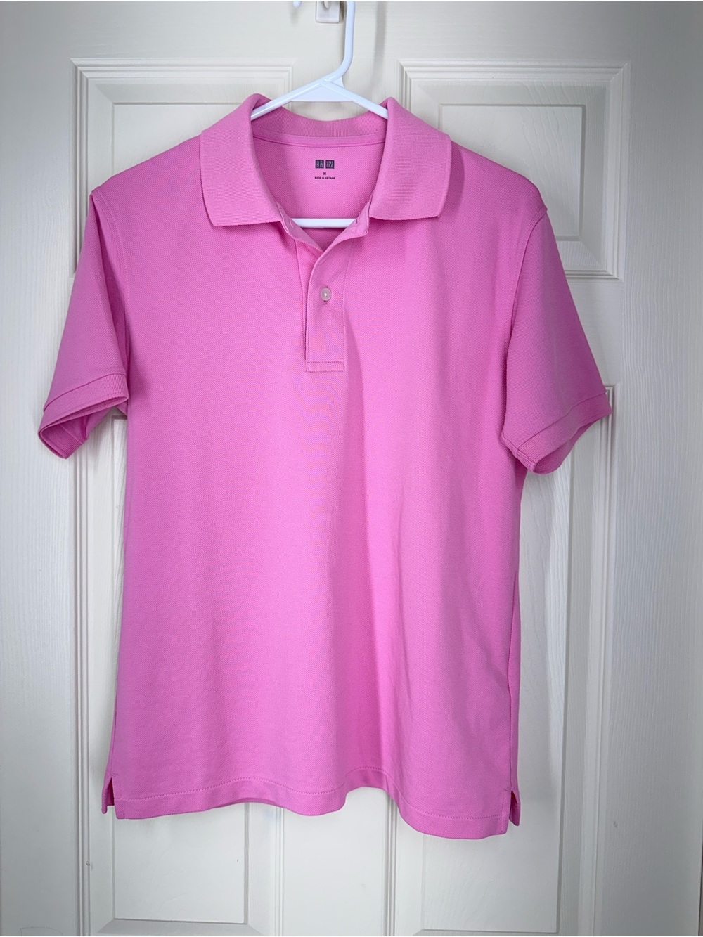 NWOT Uniqlo Men's Bright Pink Polo Shirt